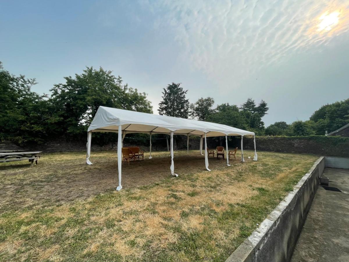 Auberge Val Sans Retour Trehorenteuc Exterior photo